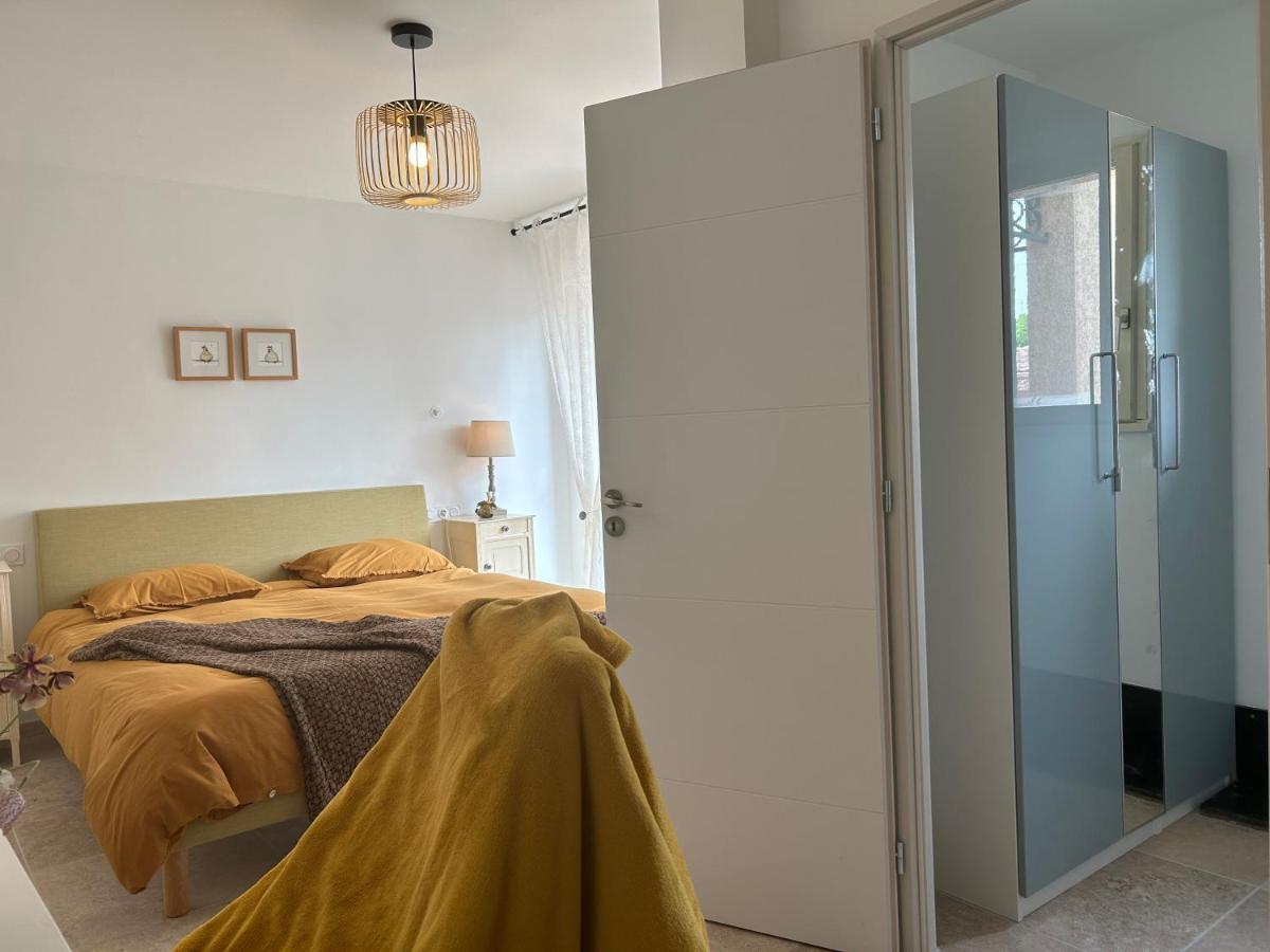 カスティヨン・デュ・ガール Au Ciel Etoile Bed & Breakfast エクステリア 写真